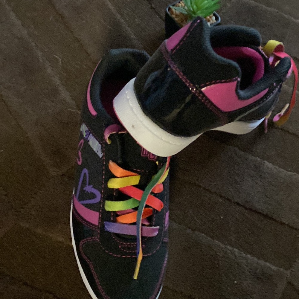 Black Multicolor Shoes - Picture 4 of 5